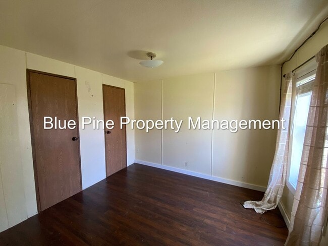 Building Photo - 511 US-26