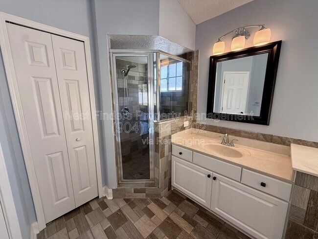 Building Photo - 11304 Landing Estates Dr