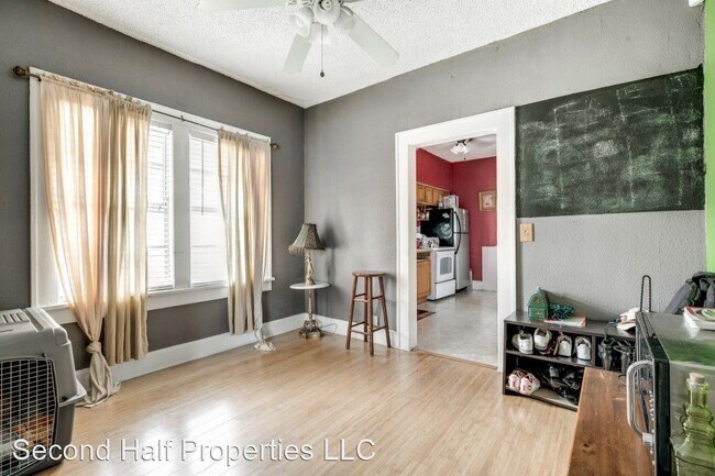 Building Photo - 3 br, 1 bath House - 950 8th Ave S