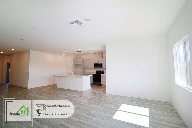 Building Photo - 3012 Legend Ln