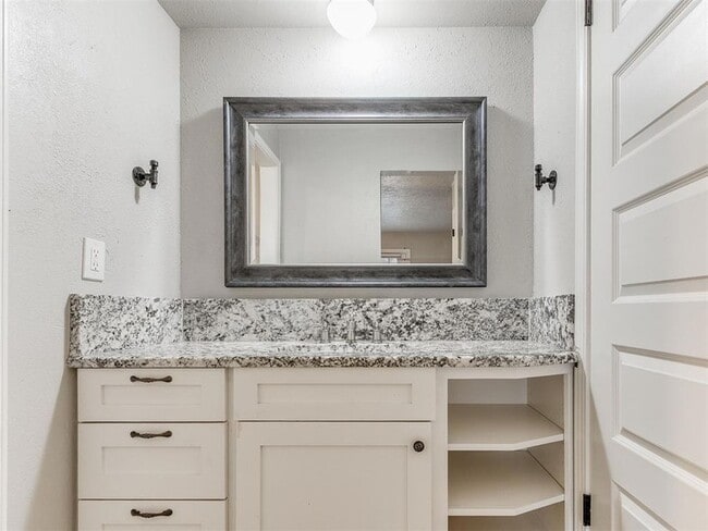 Building Photo - 1428 Cinderella Ave