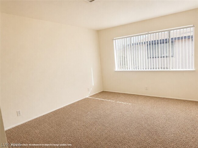 Building Photo - 4338 Caliente St