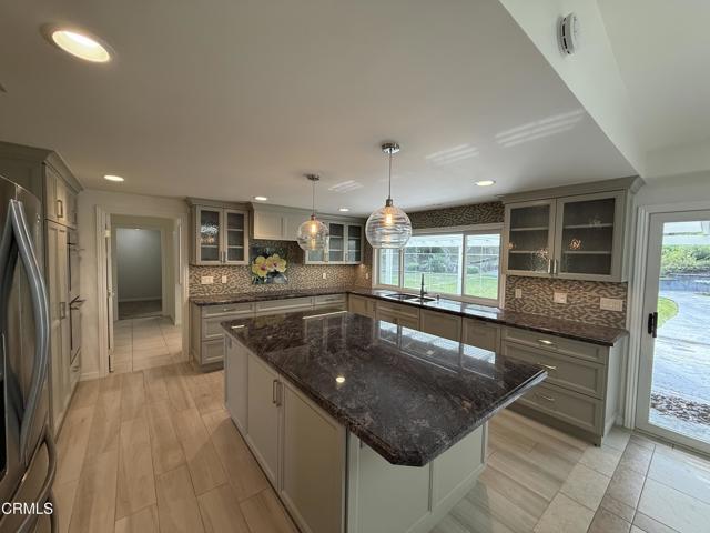 Building Photo - 620 Trueno Ave