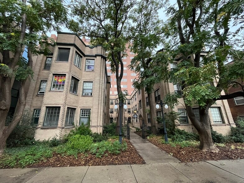 Building Photo - 1137 N Sherman St