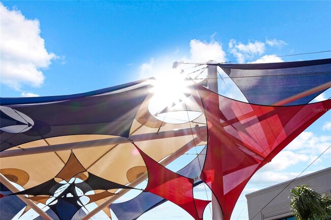 Building Photo - 12140 Wellen Golf St