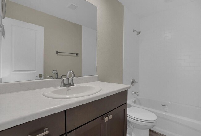 Building Photo - 3792 Venice Grove