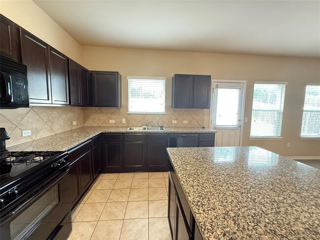 Building Photo - 503 Libani Ln