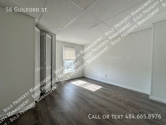 Building Photo - 56 Guilford St