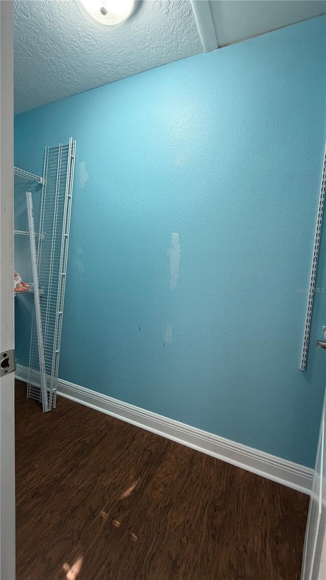 Building Photo - 2101 Good Homes Rd