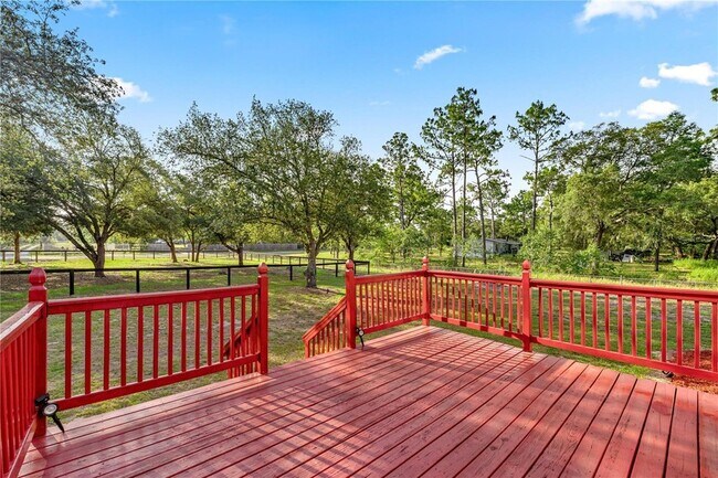 Building Photo - 4660 SW 166th Court Rd