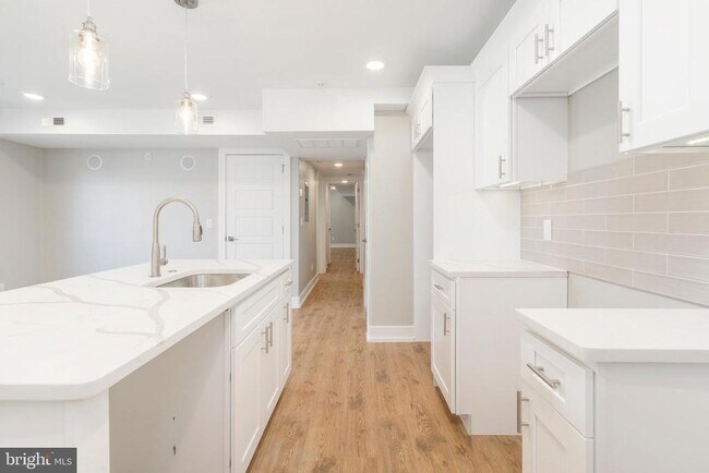 Building Photo - 2304 N 9th St