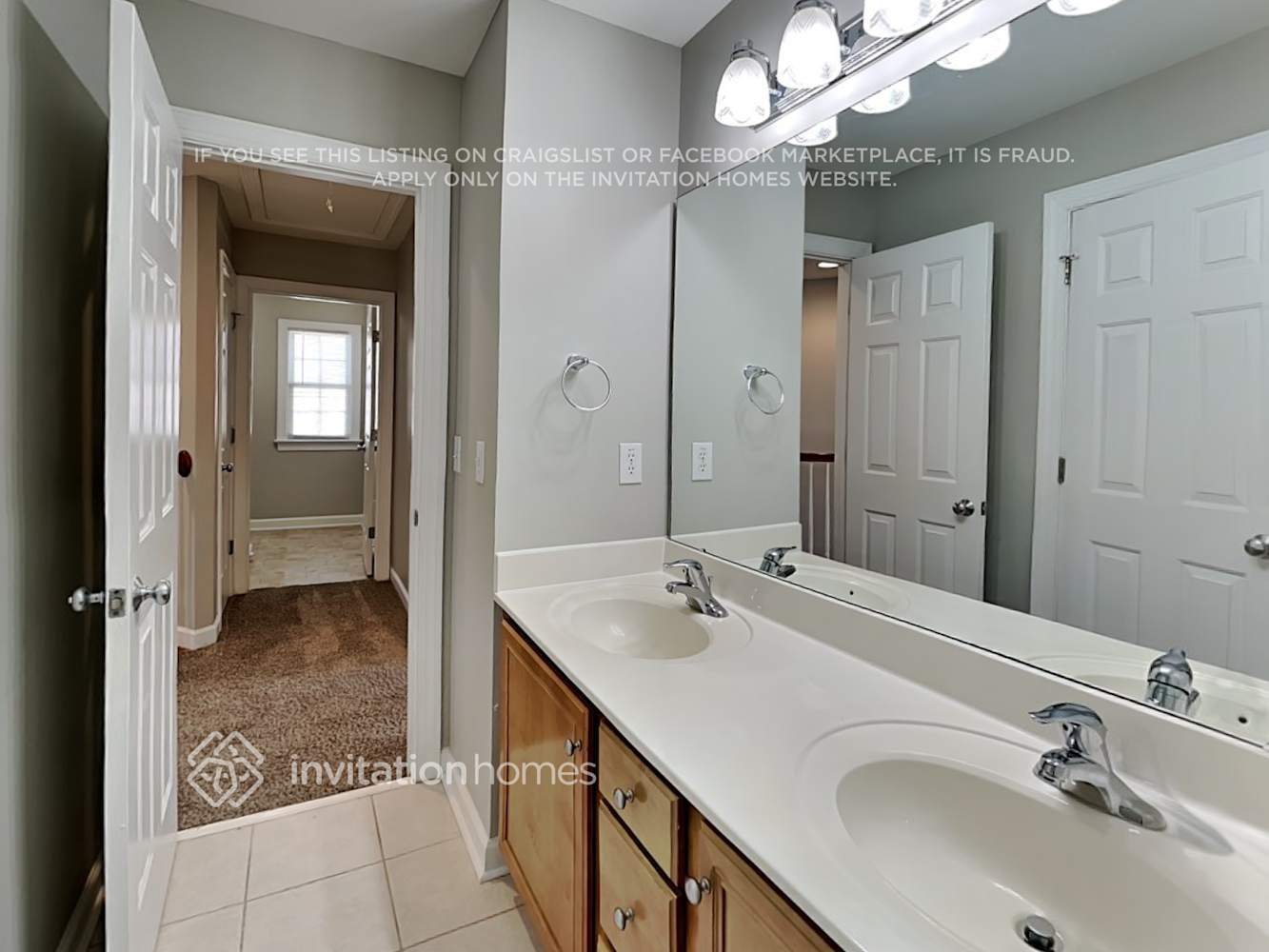 Building Photo - 1001 Crystal Water Dr