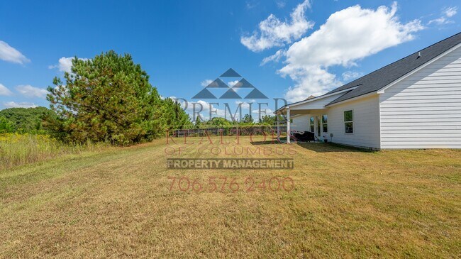 Building Photo - 13 Pebblebrook Ln