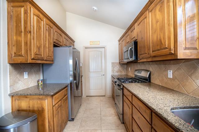 Building Photo - 2512 Priscella Dr
