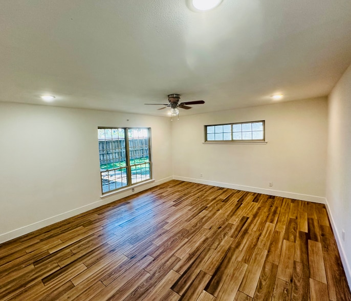 Building Photo - 4084 Purdue Ave