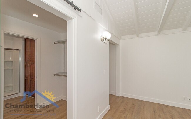 Building Photo - Spectacular View from this Single Story Home!