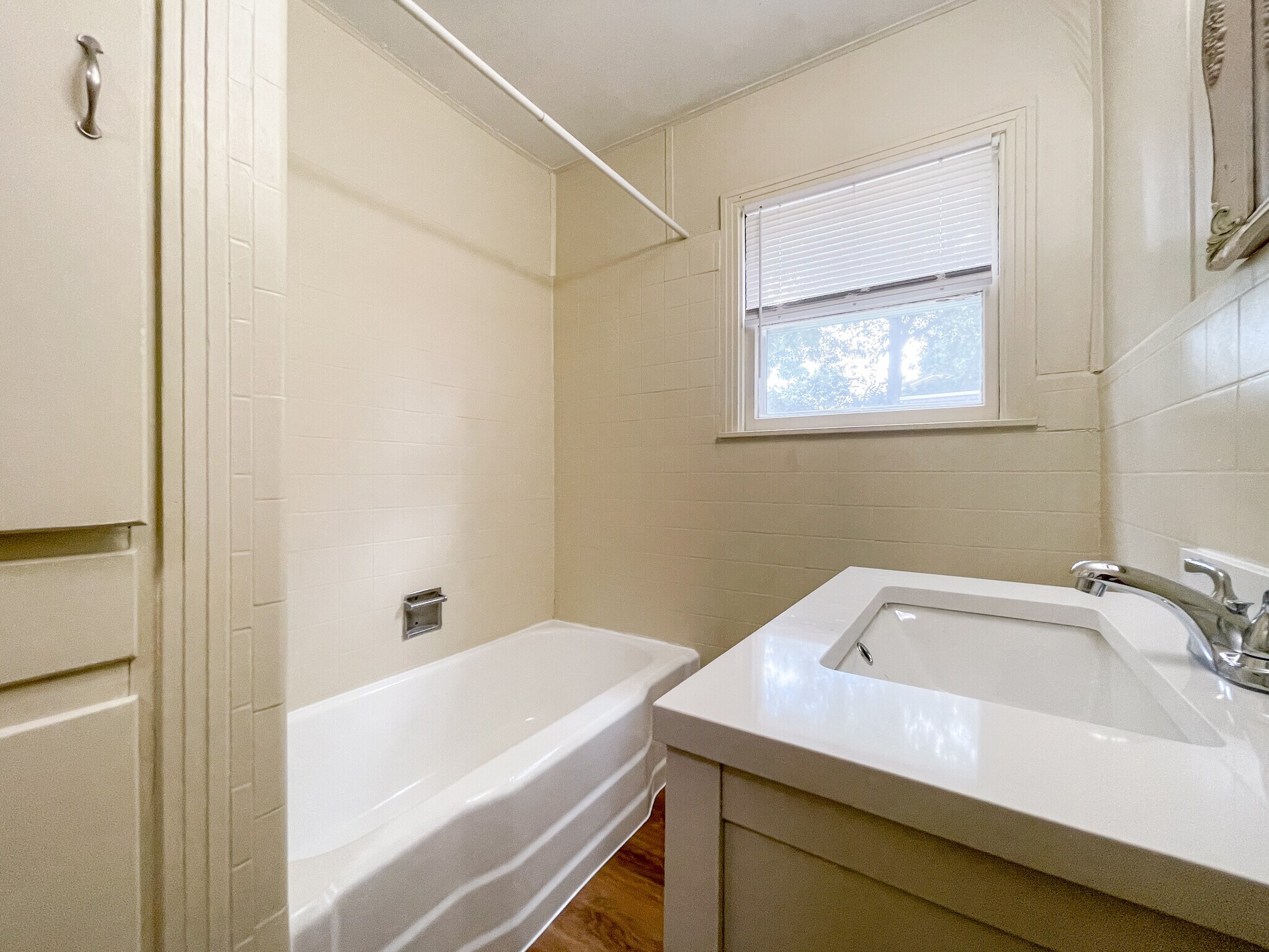 Building Photo - 4500 Anlo Ave