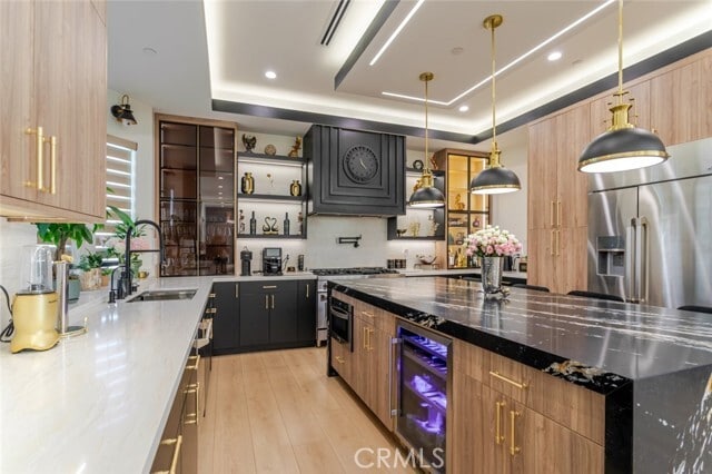 Building Photo - 7714 Lasaine Ave