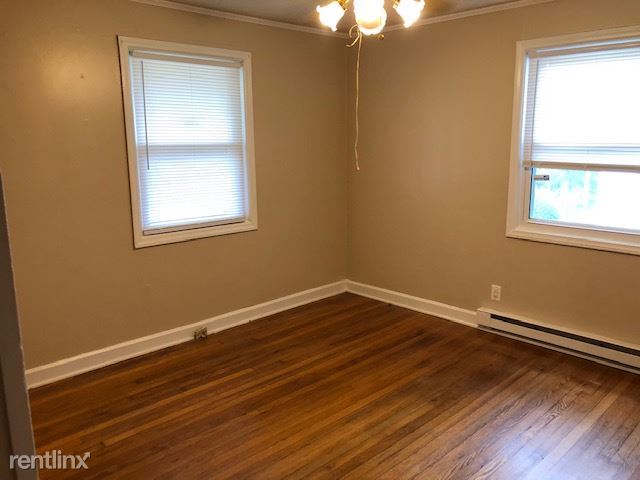 Building Photo - 3 br, 1 bath House - 2609 Textile Dr