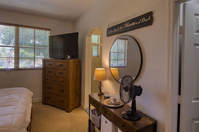 Building Photo - 4930 Windward Way