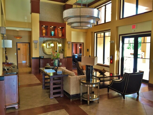 Building Photo - 4905 Midtown Ln