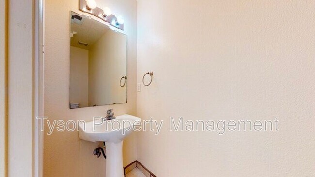 Building Photo - 3541 Lavender Meadows Dr NE