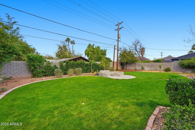 Building Photo - 4702 N 30th Pl