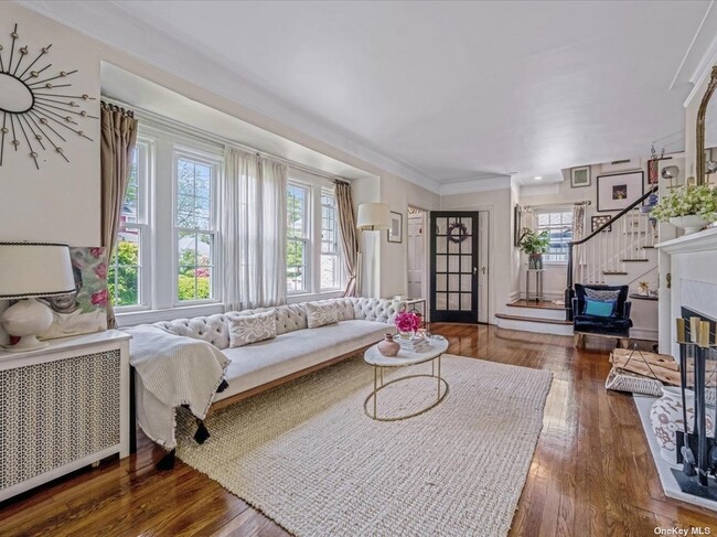 Building Photo - 40 Oakmere Dr