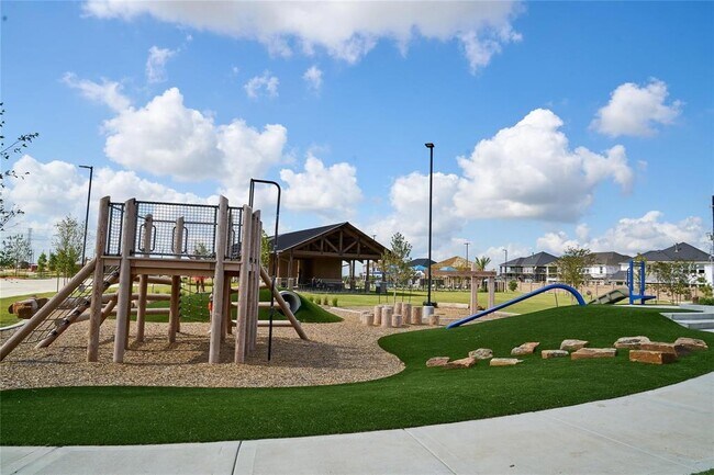 Building Photo - 9739 Pettus Crk Dr