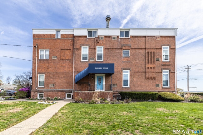 Building Photo - 1 Peck Ave