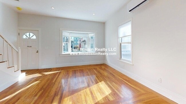 Building Photo - 341 Norfolk St