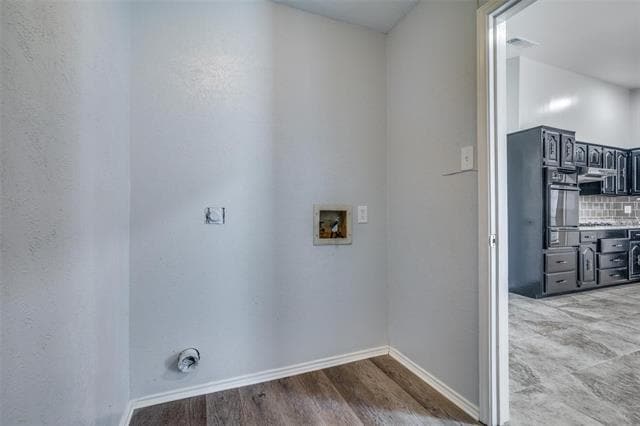 Building Photo - 3108 Kensington Dr