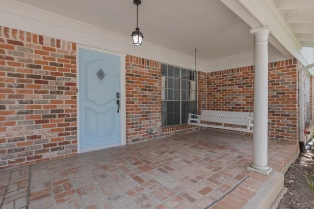 Building Photo - 12402 Blue Water Cir