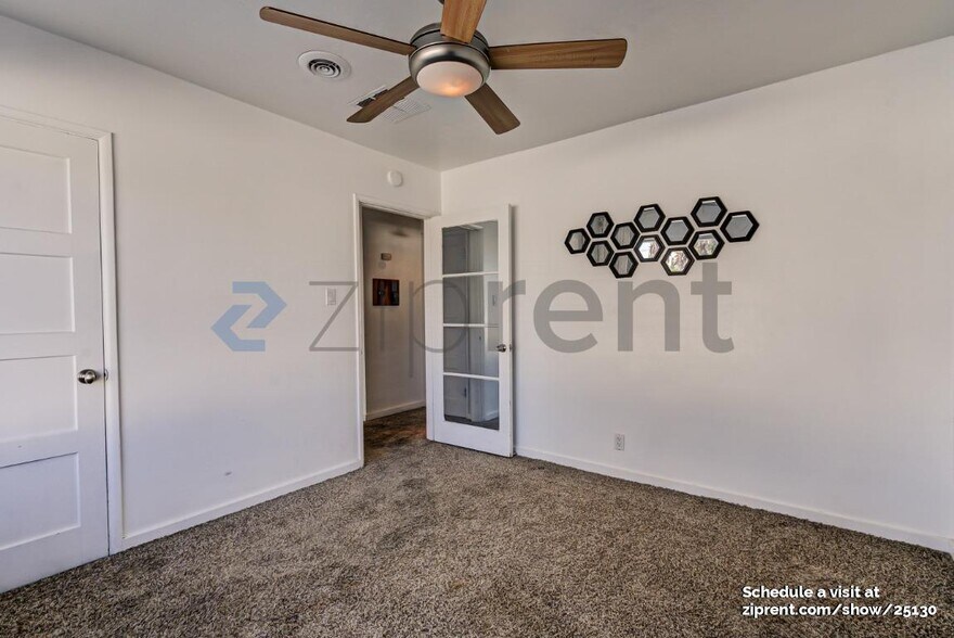 Building Photo - 4113 Cll San Antonio