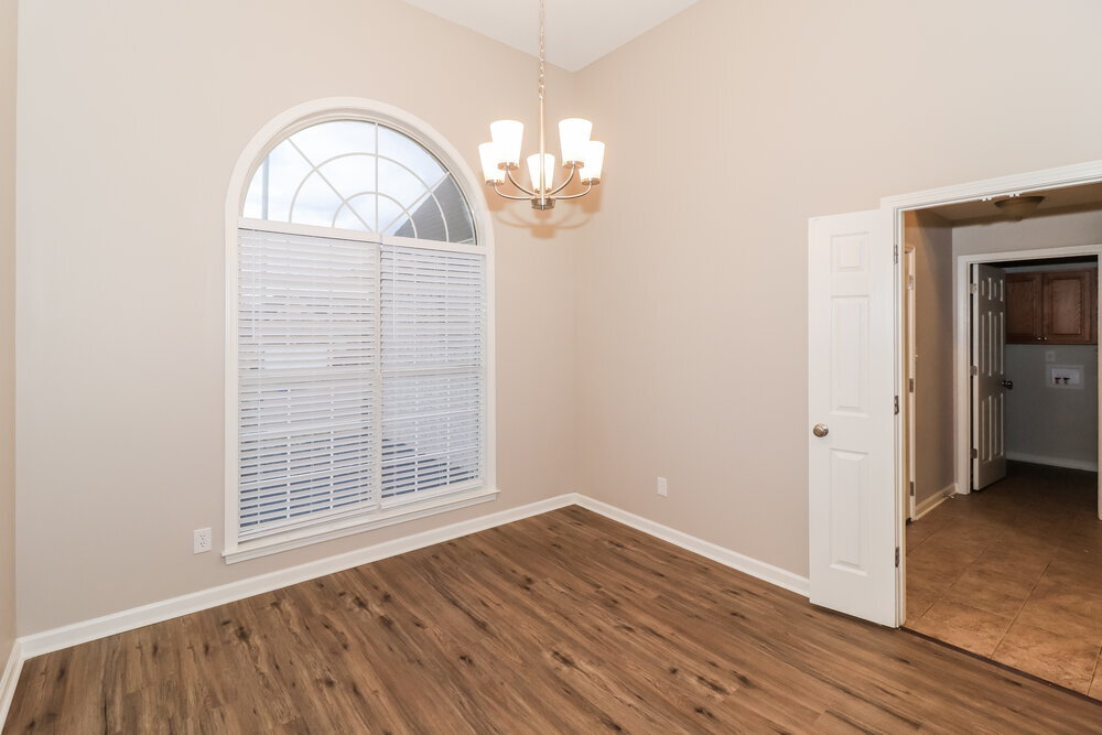 Building Photo - 1531 Carlton Ridge Dr