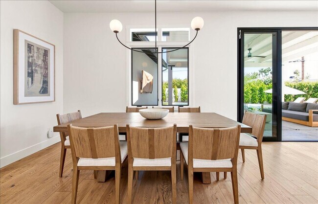 Building Photo - 3631 N 54th Ct