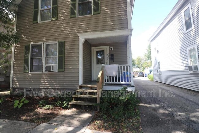 Primary Photo - 127 N Union St
