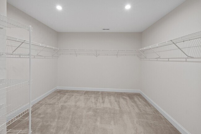 Building Photo - Spacious 4bd/3ba in Franklinton