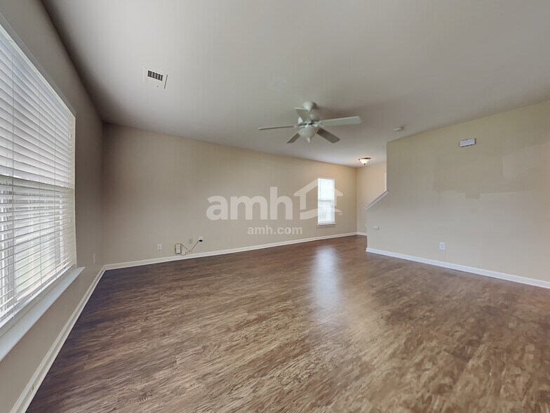 Building Photo - 313 Brickhope Ln