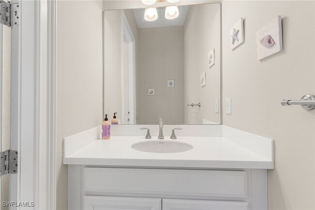 Building Photo - 14539 Kelson Cir