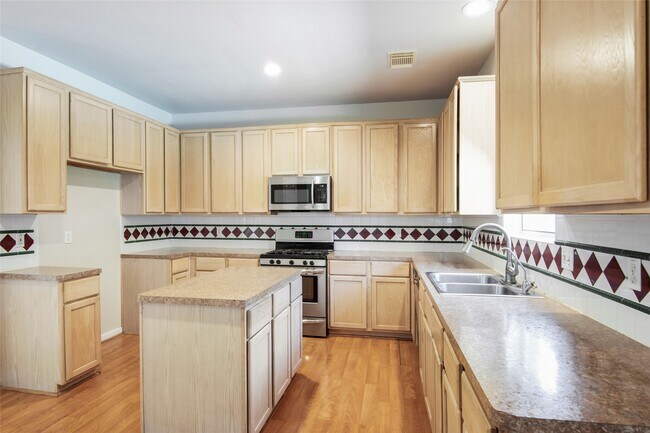 Building Photo - 3410 Santa Isabel Ct