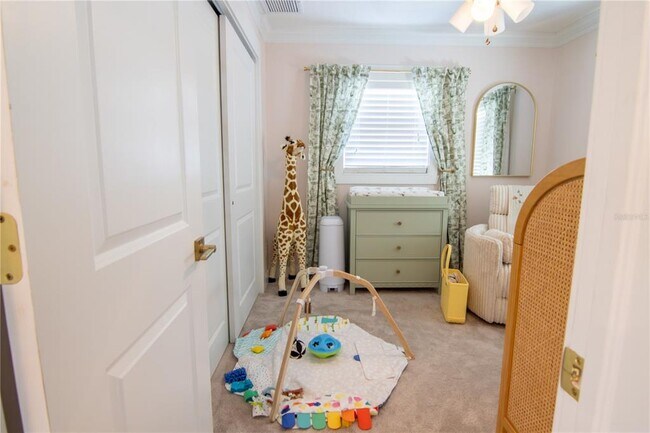 Building Photo - 600 43rd Ave NE