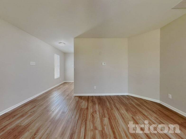 Building Photo - 855 Bitting Hall Cir