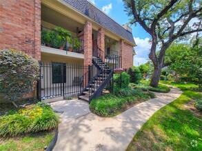 Building Photo - 1601 S Shepherd Dr