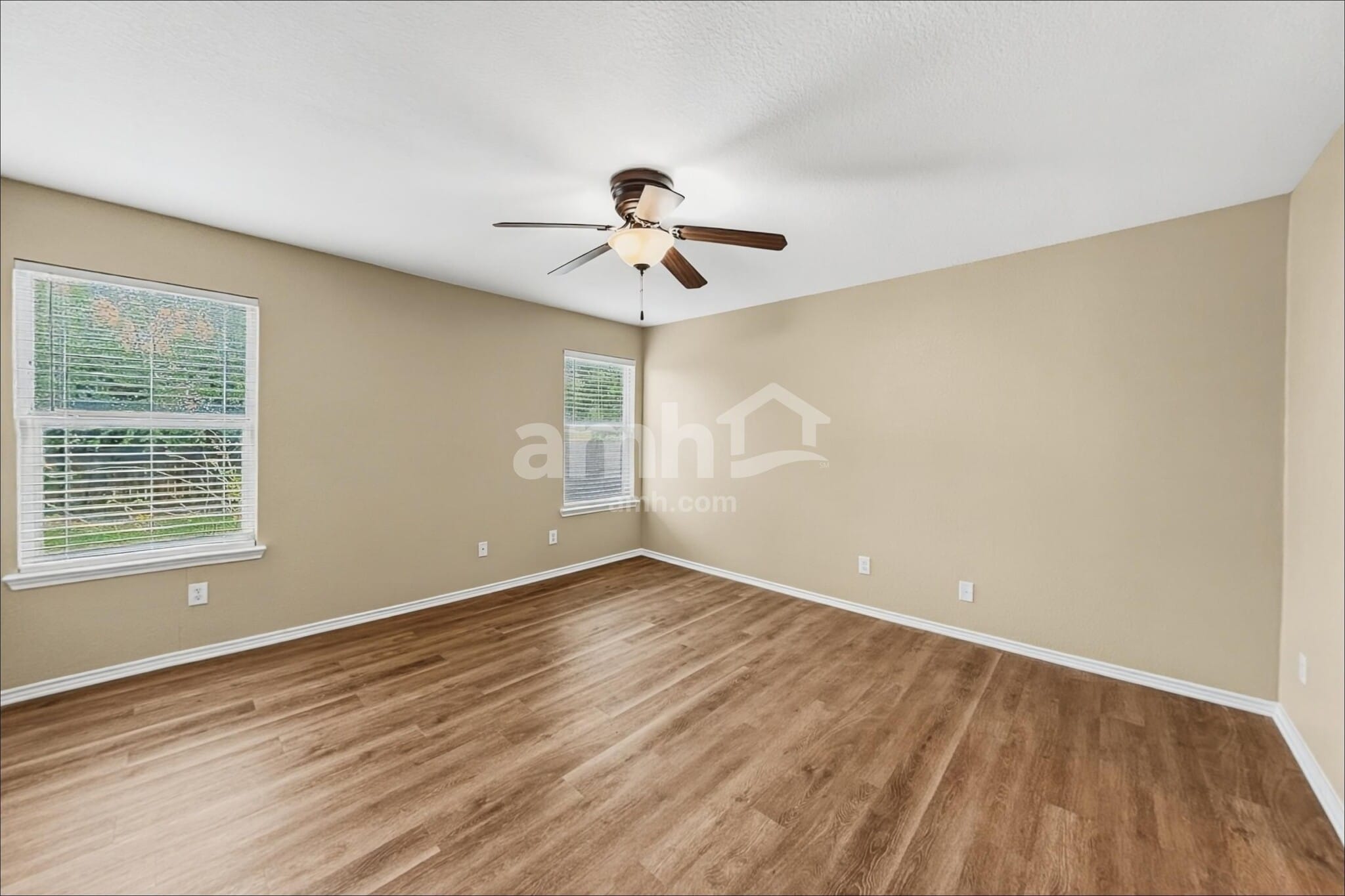 Building Photo - 10518 Marengo Ln