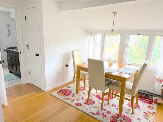 Building Photo - 2 Wildflower Ln