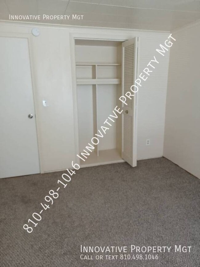 Building Photo - 5181 1/2 N. Elms-#1