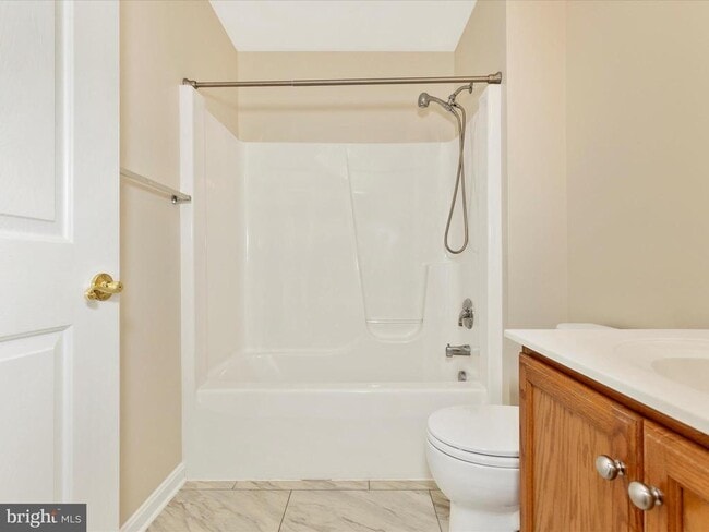 Building Photo - 1111 Jousting Way