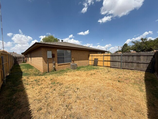 Building Photo - 7501 Avenue W