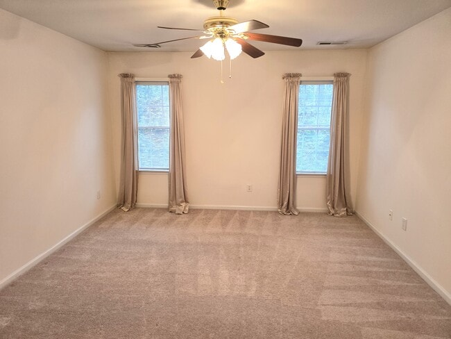 Building Photo - 7532 Riverside Ct